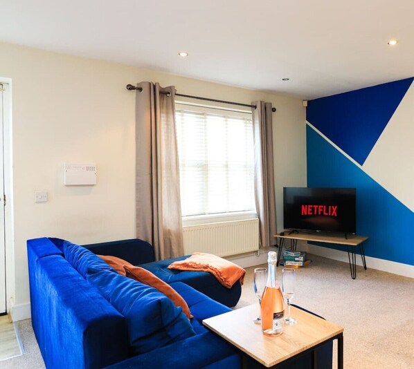 Spacious lounge area