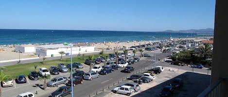 Beach/ocean view