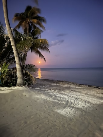 Many people don’t realize there are few homes with sand beaches in the keys.