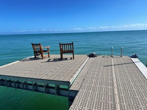 BRAND NEW! The entire deck has a remote. It can lower to the ocean floor!! WOW!!