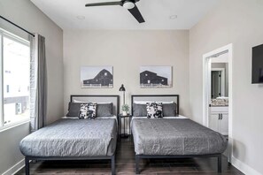 Two full beds for extra guests.Two full beds for extra guests.