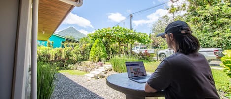 Frente de casa, vista volcán