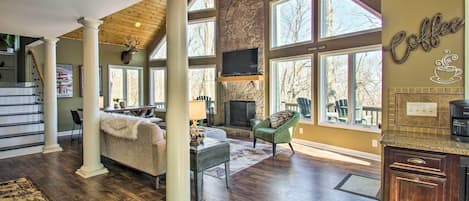 Wintergreen Resort Vacation Rental | 4BR | 3BA | 2,525 Sq Ft | Stairs Required