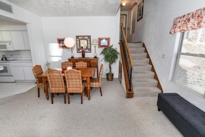 Dining Room,Dining Table,Furniture,Indoors,Table