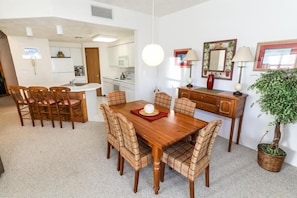 Dining Room,Dining Table,Furniture,Indoors,Table