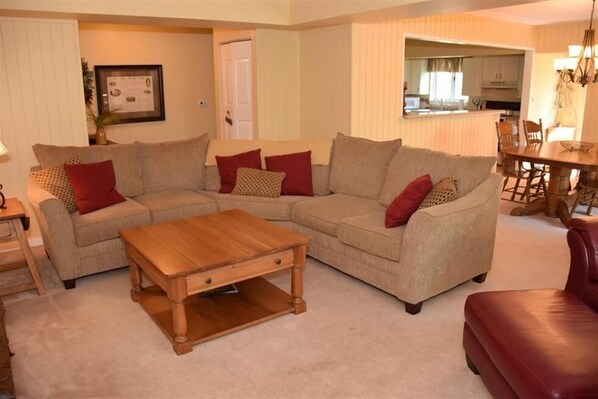 Couch, Furniture, Table, Indoors, Living Room