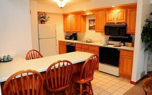 Dining Table, Furniture, Table, Dining Room, Indoors