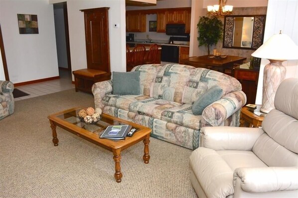Couch, Furniture, Indoors, Living Room, Table