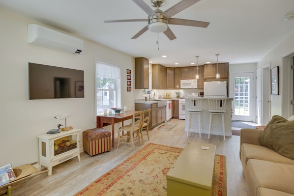 Augusta Vacation Rental | 2BR | 1BA | Stairs Required | 980 Sq Ft