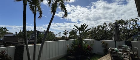 Entry Lanai View