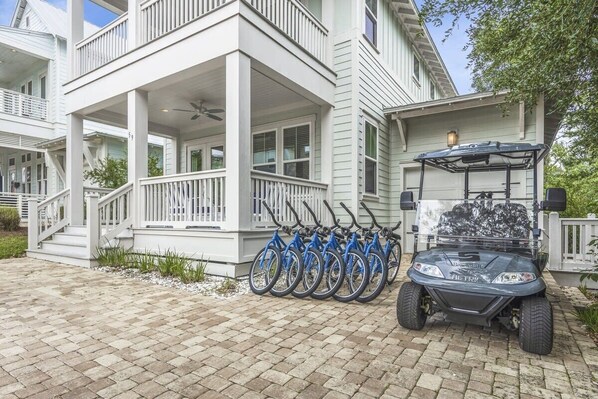 6 seater golf cart &amp; 6 Bikes!!