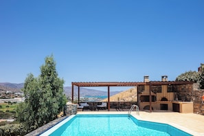 The Villa features a private, 40 sq.m. swimming pool, 1.20 - 1.80 m deep with ladder access.