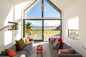 The Brackens - Lounge view