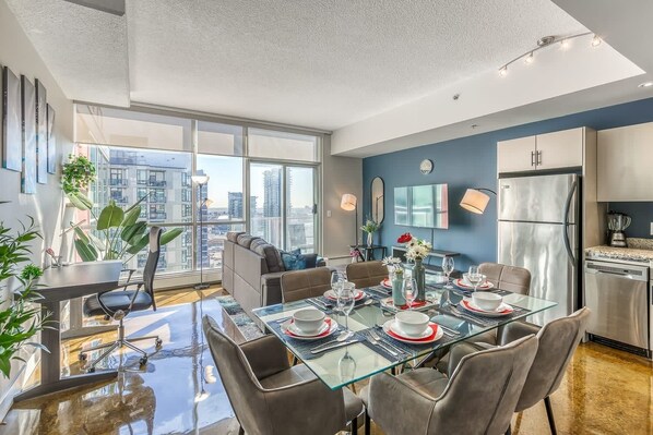 Bright And Modern Dining Space With City Views
