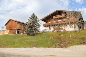 Extérieur maison de vacances [été]
