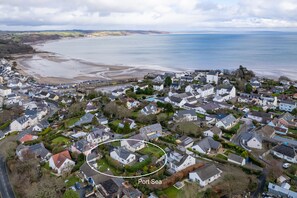 Saundersfoot Cottage, Sea Views