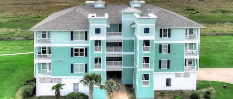 Front row - Ocean Front - Quick beach access -
~ Pointe West Vacation ~
