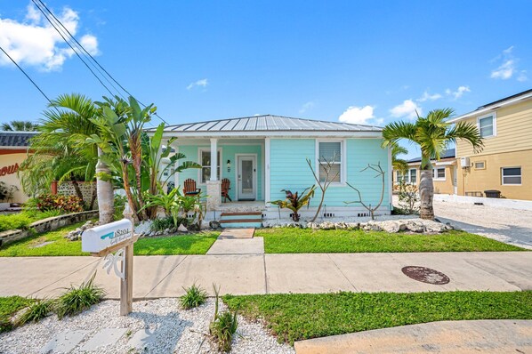 Newly Remodeled Coastal Cottage steps to the beach!