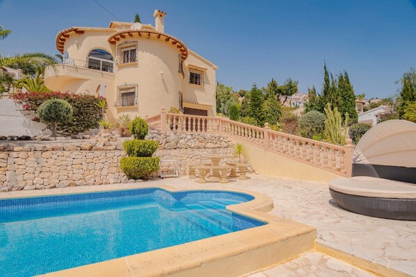 Holiday Home Exterior [summer]
