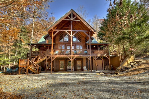 Waterfall Lodge - North Georgia Cabin Rental