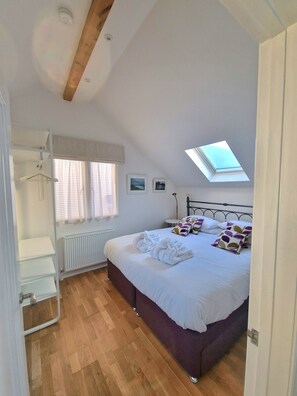 Part of the double bedroom with Queen bed. 100% cotton linen. 