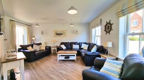 Seaside theme living room