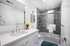 Bathtub