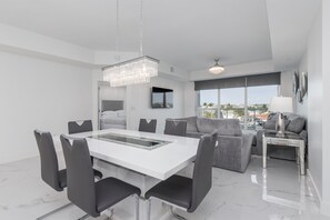 3/2 Waterview! BRAND NEW! Clearwater Beach!