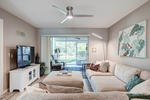 Living Room | Access to Sunroom | Smart TV