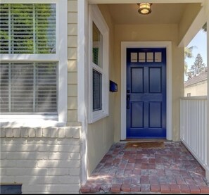 Front entrance 