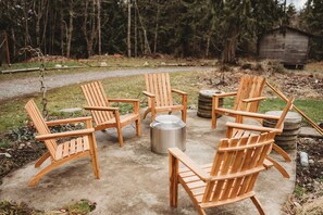 Fire pit in front yard