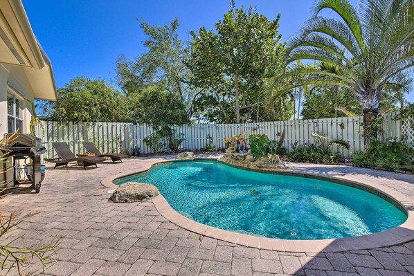 Wilton Manors Vacation Rental | 3BR | 2BA | Step-Free Access | 1,396 Sq Ft