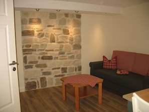 Weitblick, Typ B, 55 qm, Parterre, max. 2 Erw + 2 Kind-Sofa zum Fernsehschauen