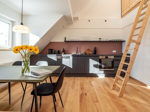 Maisonette Apartment mit 65qm, 2 Schlafzimmer mit Balkon für max. 4 Pers.-stuub Apartments