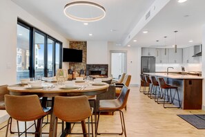 Gorgeous Dining Area