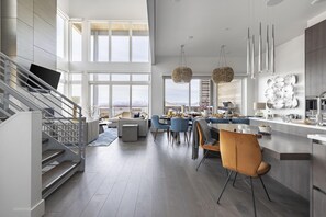 Open floor plan.