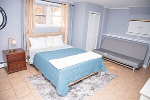 Charming & Peaceful Apartment in Stamford!