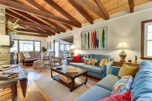 Boone Vacation Rental | 3BR | 2.5BA | 2,400 Sq Ft | 1 Step Required