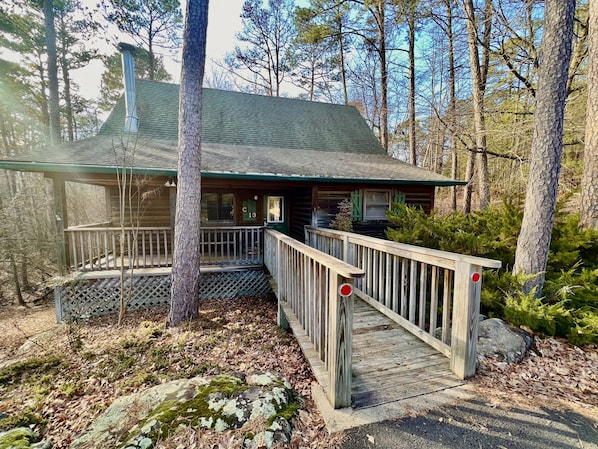 Building, House, Cabin, Cottage, Lamp
