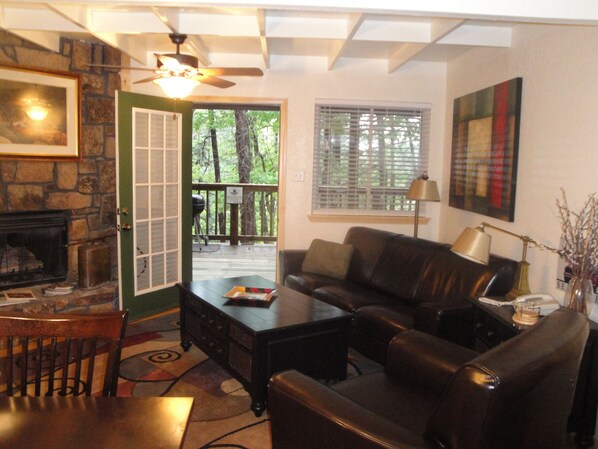 Furniture, Indoors, Living Room, Couch, Fireplace