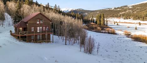 A picturesque view from the outside of the house.