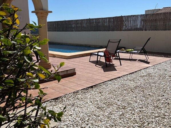 Building, Property, Sky, Light, Azure, Swimming Pool, Plant, Window, Shade, Tree