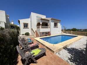 Building, Property, Sky, Light, Azure, Swimming Pool, Plant, Window, Shade, Tree