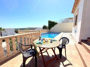 Building, Property, Sky, Light, Azure, Swimming Pool, Plant, Window, Shade, Tree