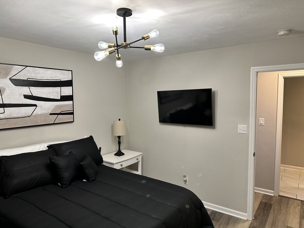 Beautifully appointed, spacious ranch style home located in Greenbrier!
