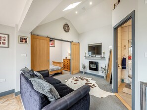 Living area | Mayton Lodge, Canterbury