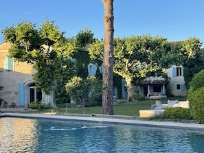 La Mas vue de la piscine