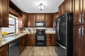 Whip up your favorite meal in this fully equipped kitchen