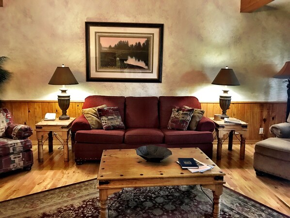 Furniture, Indoors, Living Room, Couch, Lamp