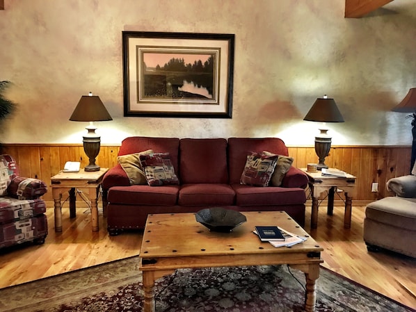 Furniture, Indoors, Living Room, Couch, Lamp